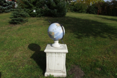 kulove-slunecni-hodiny-ve-tvaru-globu